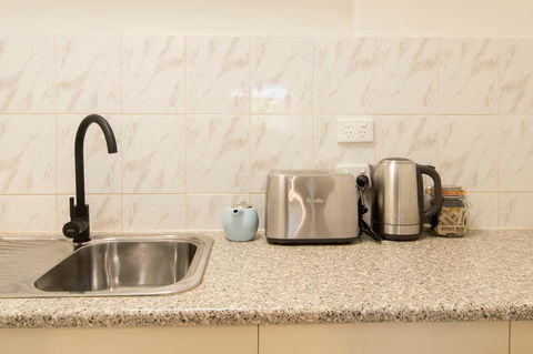 The Manor Basket Range - Accommodation Kalgoorlie 9