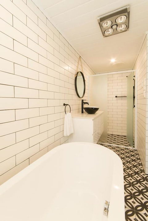 The Manor Basket Range - Accommodation Kalgoorlie 1