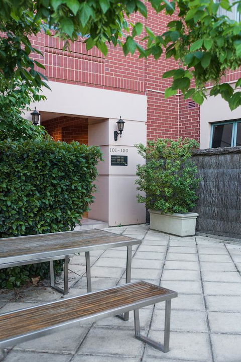 Majestic Tynte Street Apartments - Accommodation Kalgoorlie 5