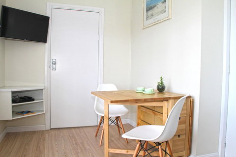 Smugglers Inn Studio Apartments - Accommodation Kalgoorlie 14