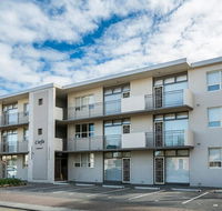 Glenelg Holiday Apartments - Corfu - Accommodation Kalgoorlie