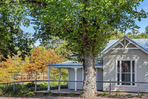 Grandview Accommodation - The Elm Tree Apartments - Accommodation Kalgoorlie 1