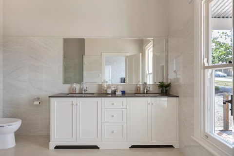 Grandview Accommodation - The Elm Tree Apartments - Accommodation Kalgoorlie 6