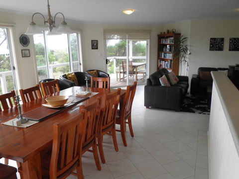 The Haven - Island Beach - Accommodation Kalgoorlie 15