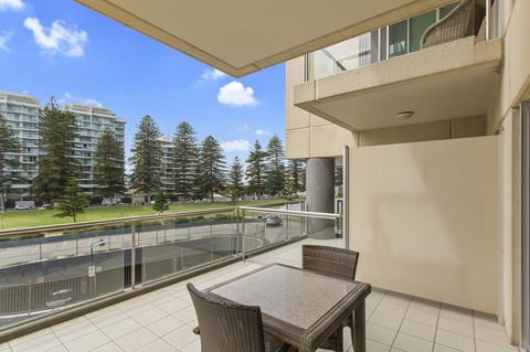 Pier Luxury Apartments - Accommodation Kalgoorlie 5