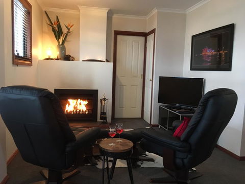 Wine And Roses Bed And Breakfast - Accommodation Kalgoorlie 29