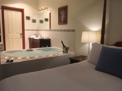 Wine And Roses Bed And Breakfast - Accommodation Kalgoorlie 23