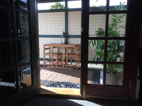 Wine And Roses Bed And Breakfast - Accommodation Kalgoorlie 34