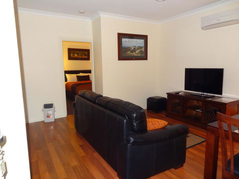 Hahndorf Oak Tree Cottages - Accommodation Kalgoorlie 10
