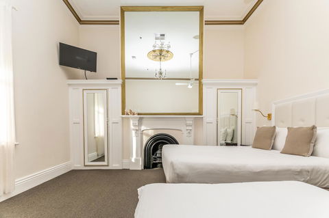 Seawall Apartments - Accommodation Kalgoorlie 5