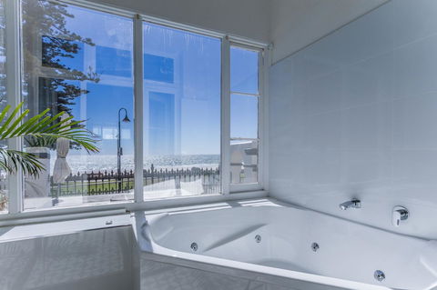 Seawall Apartments - Accommodation Kalgoorlie 4