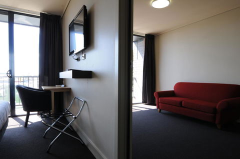 Mansfield Park Hotel - Accommodation Kalgoorlie 2