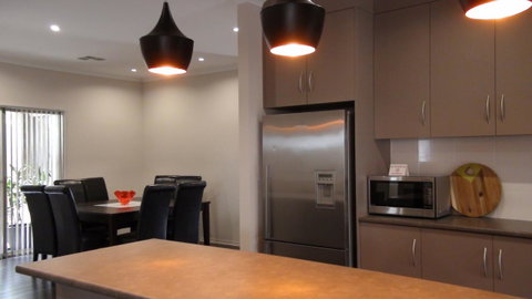 Casavino Luxury Villa - Accommodation Kalgoorlie 13
