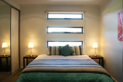 Penneshaw Oceanview Apartments - Accommodation Kalgoorlie 8