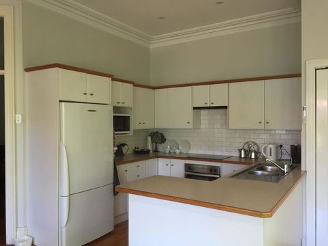 8 Osborne - Accommodation Kalgoorlie 15