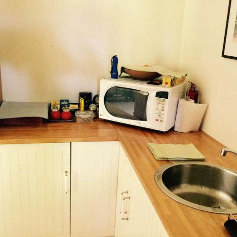 STUDIO ECHUNGA Adelaide Hills - Accommodation Kalgoorlie 11