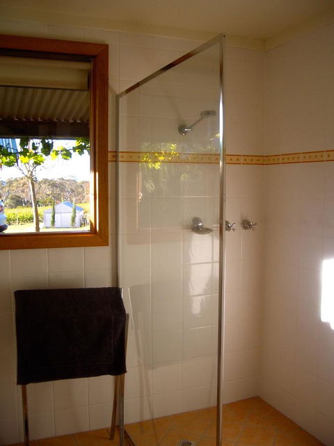 STUDIO ECHUNGA Adelaide Hills - Accommodation Kalgoorlie 14
