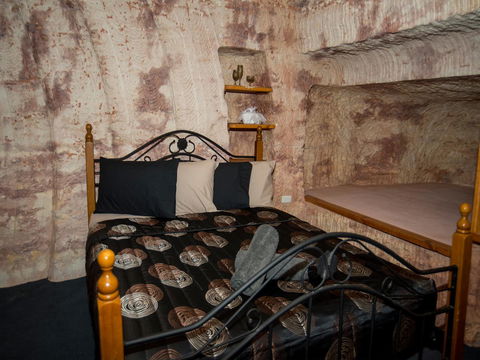 Ali\'s Underground Studio - Accommodation Kalgoorlie 8