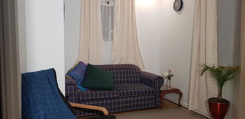 Unit In Marion - Accommodation Kalgoorlie 5