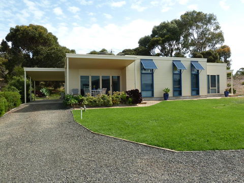 SeaShells Penneshaw - Accommodation Kalgoorlie 0