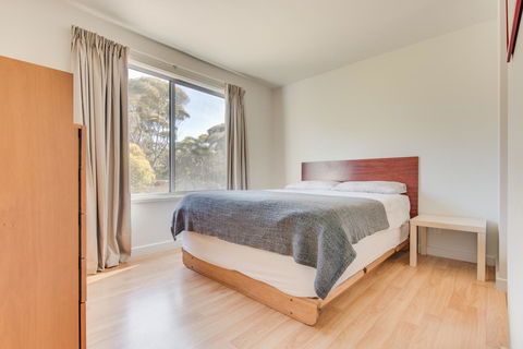 The Island House - Accommodation Kalgoorlie 3