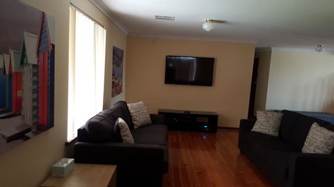 Breeze On Scenic - Accommodation Kalgoorlie 1
