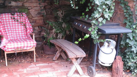 The Pig And Whistle - Accommodation Kalgoorlie 2