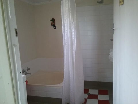The Pig And Whistle - Accommodation Kalgoorlie 34