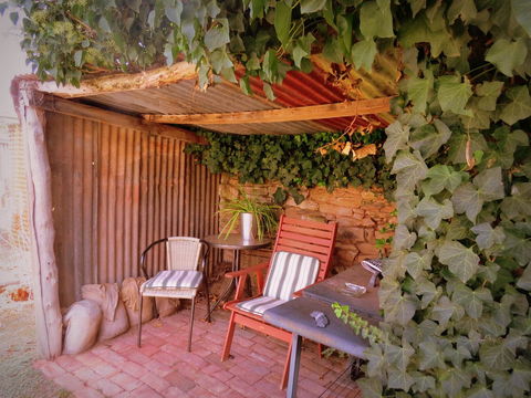 The Pig And Whistle - Accommodation Kalgoorlie 8