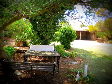 The Pig And Whistle - Accommodation Kalgoorlie 5