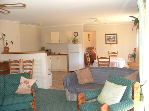 Taralee Orchards - Accommodation Kalgoorlie 8