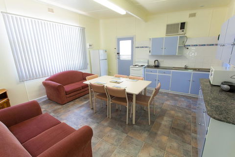 Modra\'s Apartments - Accommodation Kalgoorlie 1
