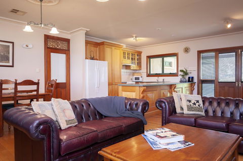 Angaston Saleyards Luxury Accommodation - Accommodation Kalgoorlie 5