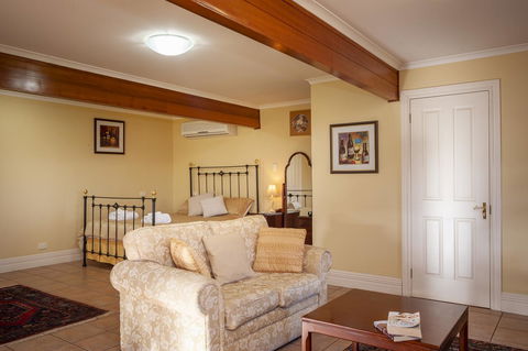 Angaston Saleyards Luxury Accommodation - Accommodation Kalgoorlie 19