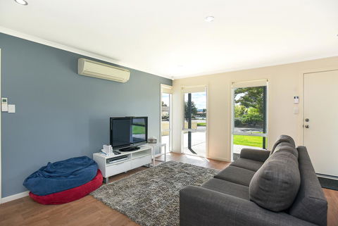 'Hope House' - Encounter Bay - Accommodation Kalgoorlie 9