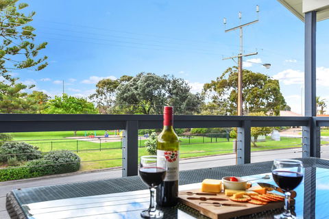 'Hope House' - Encounter Bay - Accommodation Kalgoorlie 1