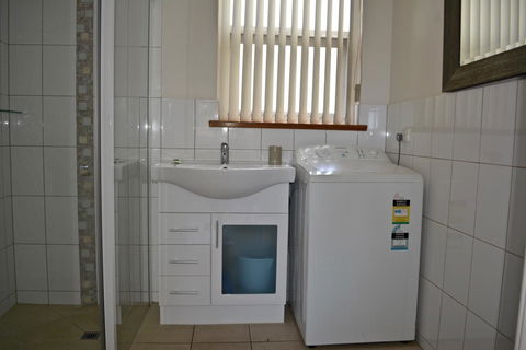 Longbeach Apartments - Accommodation Kalgoorlie 6