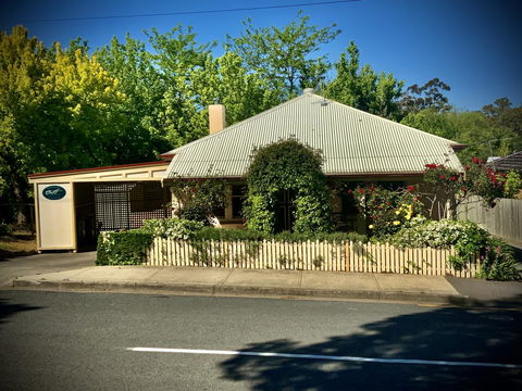 Oats Cottage - Accommodation Kalgoorlie 0
