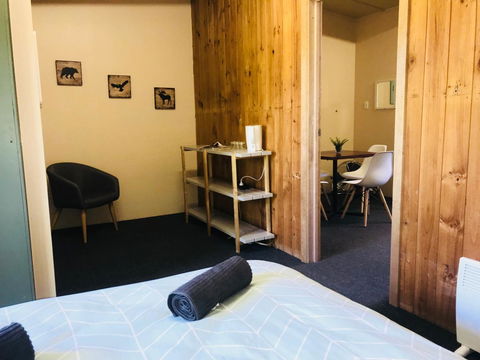 Longwood Retreat - Accommodation Kalgoorlie 12