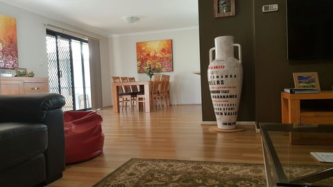 Jacaranda Homestay - Accommodation Kalgoorlie 5