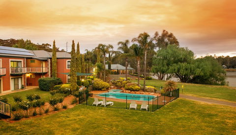 Clare Country Club - Accommodation Kalgoorlie 0