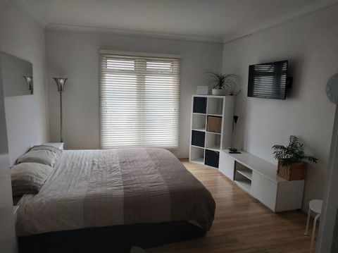 Diamond On Olive - Accommodation Kalgoorlie 3