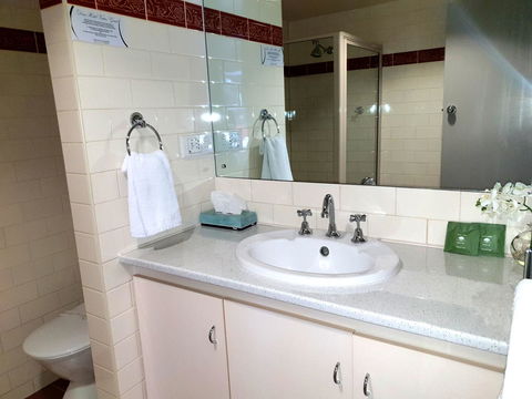 Nightcap At Hotel Victor - Accommodation Kalgoorlie 8