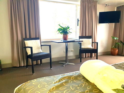 Nightcap At Hotel Victor - Accommodation Kalgoorlie 10