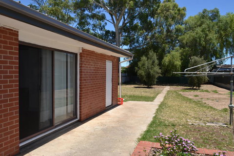 Prospect Holiday House - Accommodation Kalgoorlie 8