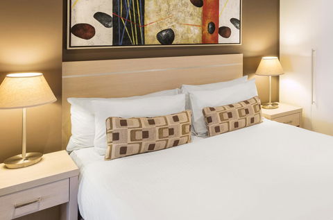 Apartments @ 16 Holdfast - Accommodation Kalgoorlie 11