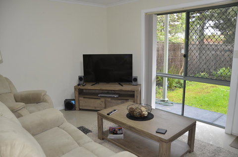 Townhouse On The Marina - Accommodation Kalgoorlie 18