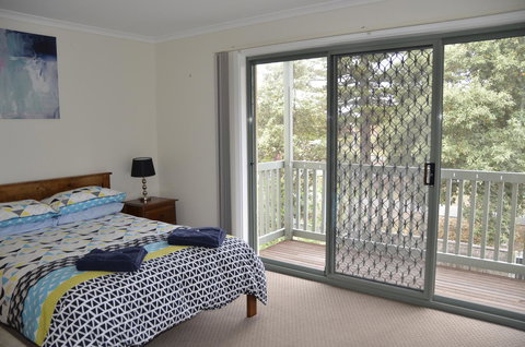 Townhouse On The Marina - Accommodation Kalgoorlie 15