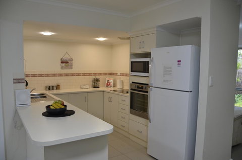 Townhouse On The Marina - Accommodation Kalgoorlie 20