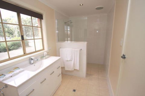 Clare Central - Accommodation Kalgoorlie 9